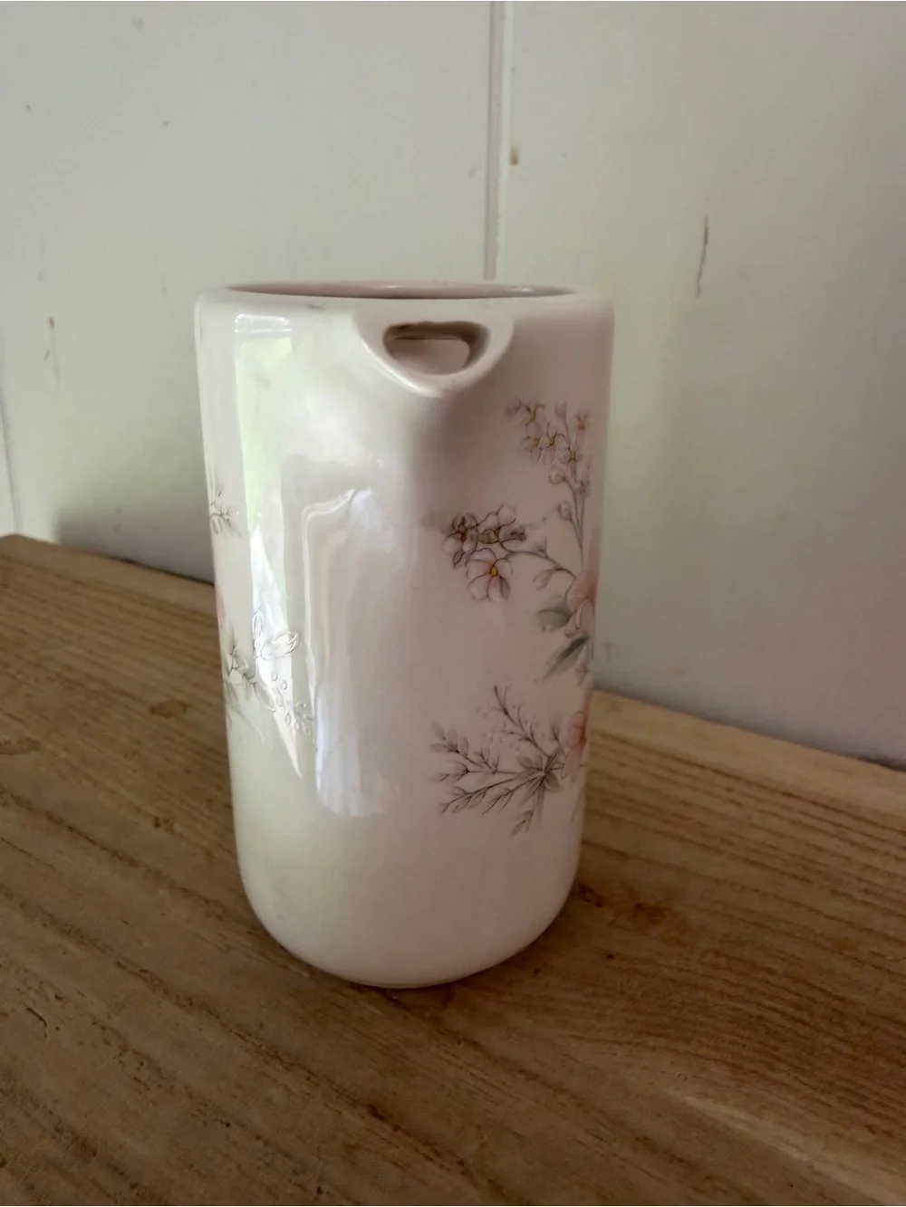 Floral Ceramic Creamer Pitcher in Soft Pink and Green noritake Deerfield pattern